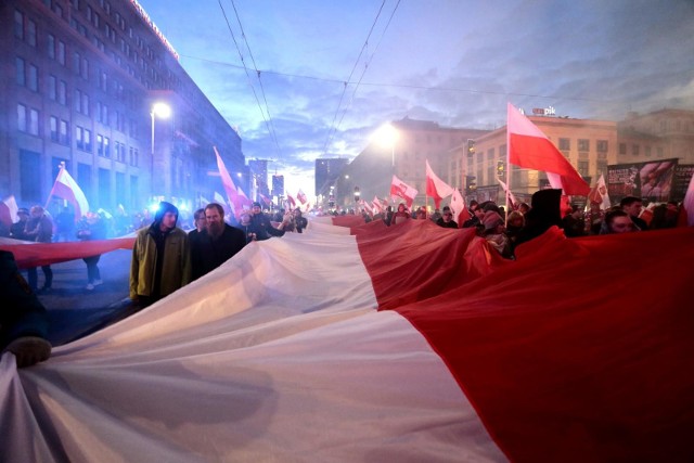 - Jak co roku zapraszamy wszystkich patriotów do Warszawy, aby wspólnie świętować tę wyjątkową rocznicę w Marszu Niepodległości- napisano w oświadczeniu.