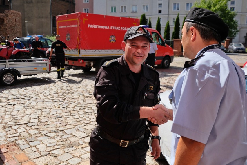 Strażacy z Wielkopolski, którzy gasili pożary lasów w...