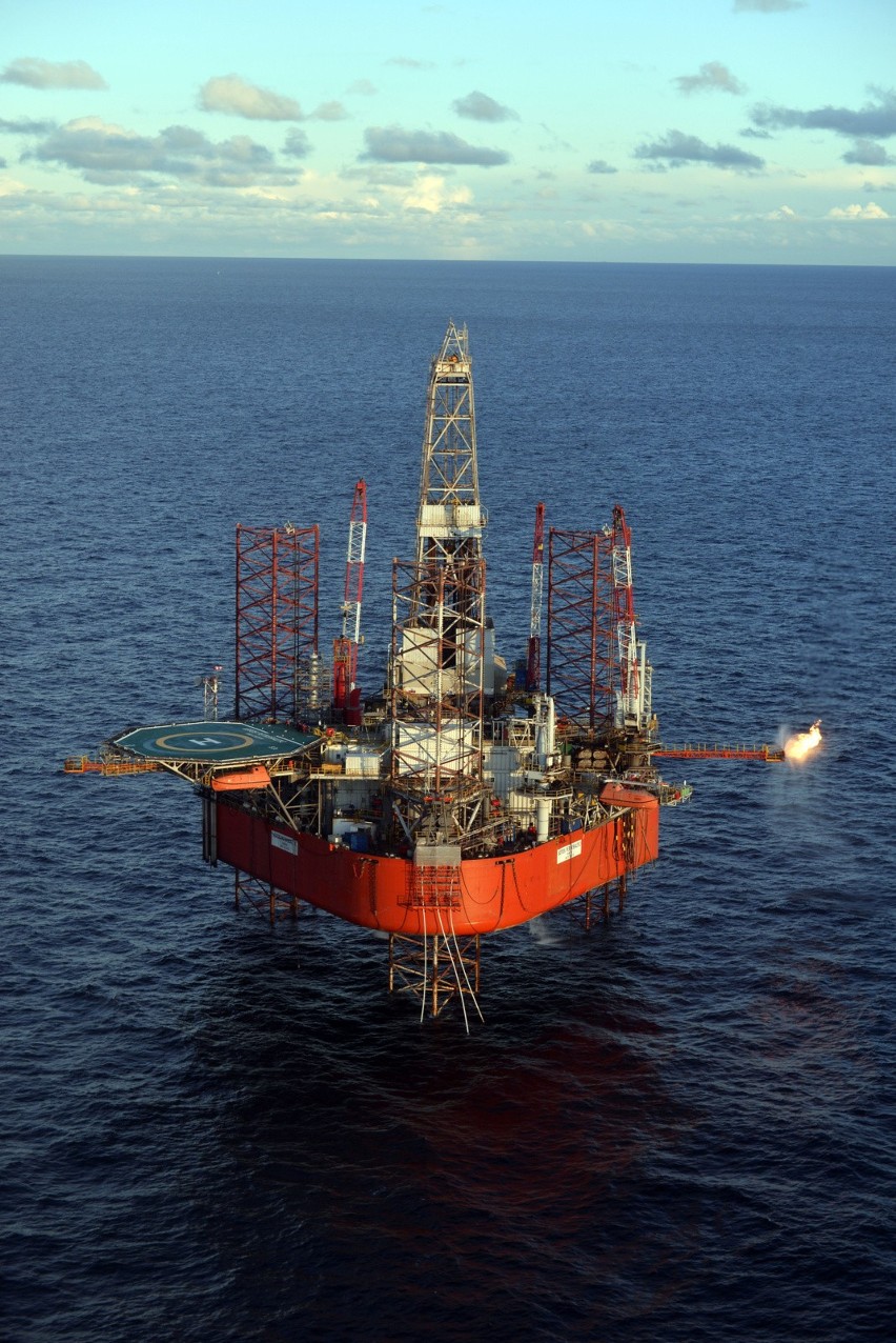 Platforma wiertnicza Lotos Petrobaltic na Morzu Bałtyckim