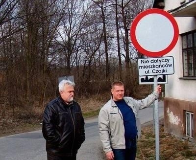 Krzysztof Wolak i Mirosław Stawowczyk pod znakiem zakazu Fot. Bogusław Kwiecień