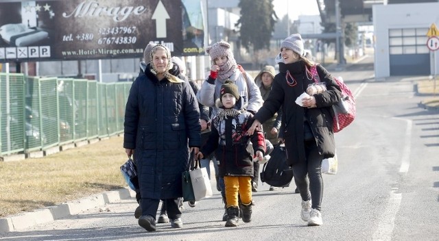 Jeden milion złotych sejmik przeznaczył także na pomoc uchodźcom z Ukrainy, przebywającym w naszym regionie.