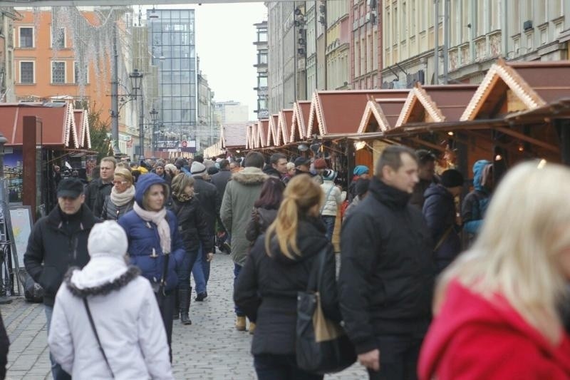 Jarmark Bożonarodzeniowy we Wrocławiu. Dziś ostatni dzień. Promocji niewiele [ZDJĘCIA, CENY]