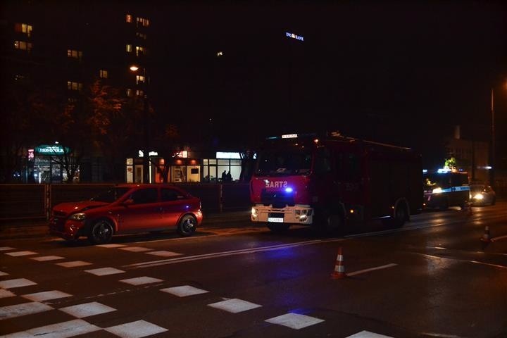 Częstochowa: Wypadek na Armii Krajowej. Cztery osoby trafiły do szpitala [ZDJĘCIA]