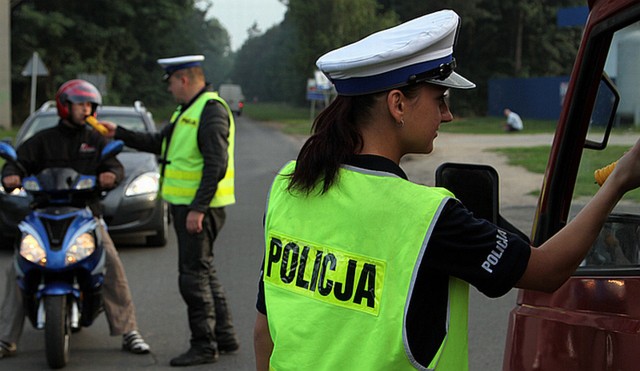 Policja dokładnie kontrolowała wszystkich kierowców.