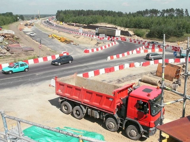 Na wjeździe na most autostradowy pod Toruniem jest jeszcze dużo do zrobienia