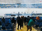 Policja, psy i dymy na Stadionie Śląskim! Co tam się działo? ZDJĘCIA