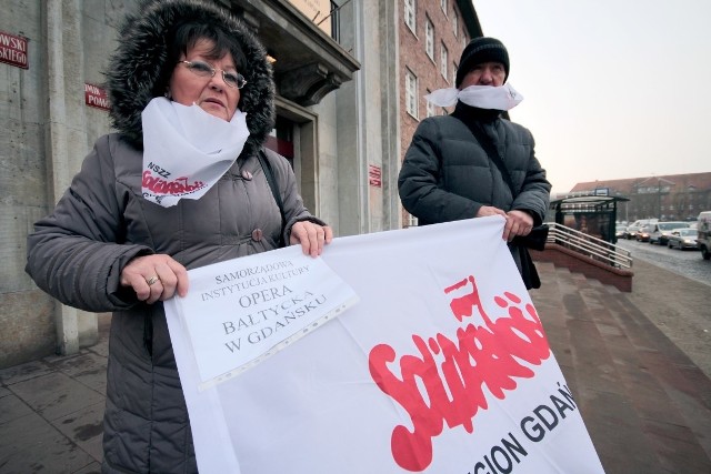 Pracownicy Opery Bałtyckiej zawieszają protest