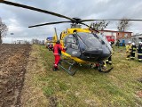 Śmigłowiec LPR i strażacy w akcji ratunkowej w Czeczewie pod Grudziądzem [zdjęcia]