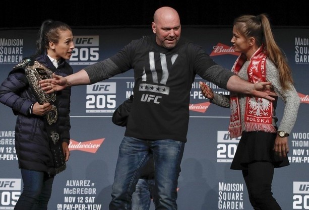 UFC 211 WYNIK WALKI JĘDRZEJCZYK CZY WYGRAŁA JĘDRZEJCZYK...