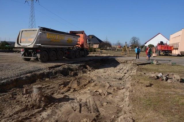 Ruszyła budowa boiska w Graczach w gminie Niemodlin.