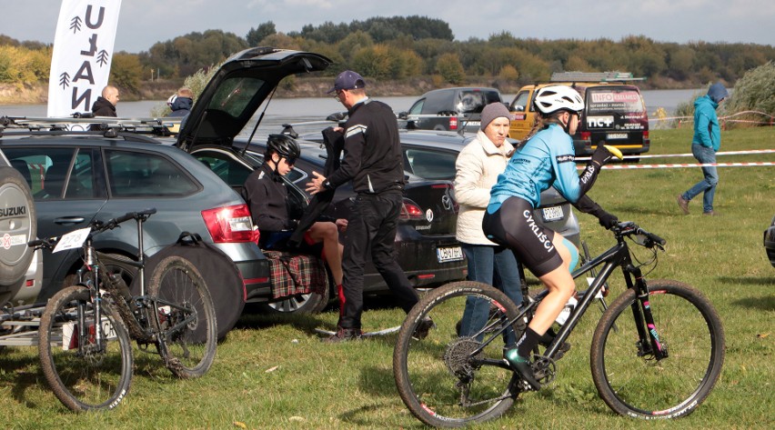 Wyścig MTB na trudnej trasie po okolicach Cytadeli Grudziądz [zdjęcia, wyniki]