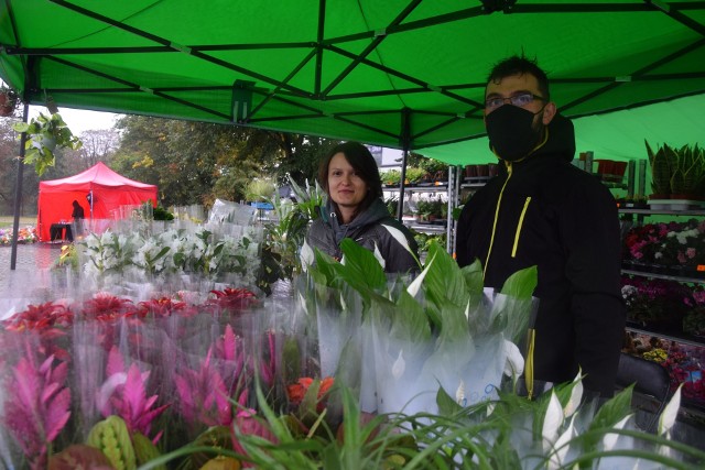 Zielone Ogrody nad Odrą w Nowej Soli, 26-27 września 2020 r. Na zdjęciu przedstawiciele Flower Silesia z Lwówka Śląskiego.