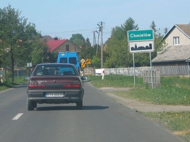 Droga relacji Jadachy - Chmielów &#8211; Ocice, ze względu na fatalny stan nawierzchni zaliczana jest do najniebezpieczniejszych dróg w naszym regionie.