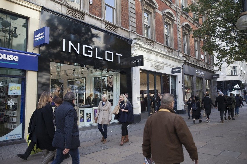 Najnowszy, flagowy sklep Inglota przy Oxford Street w...