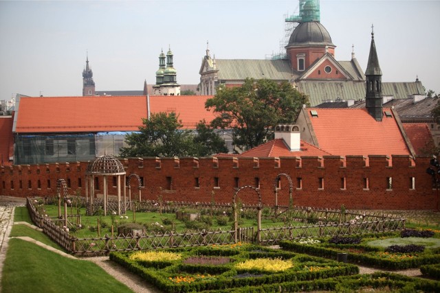 Wawelskie ogrody otwarte dla zwiedzających od 1 maja