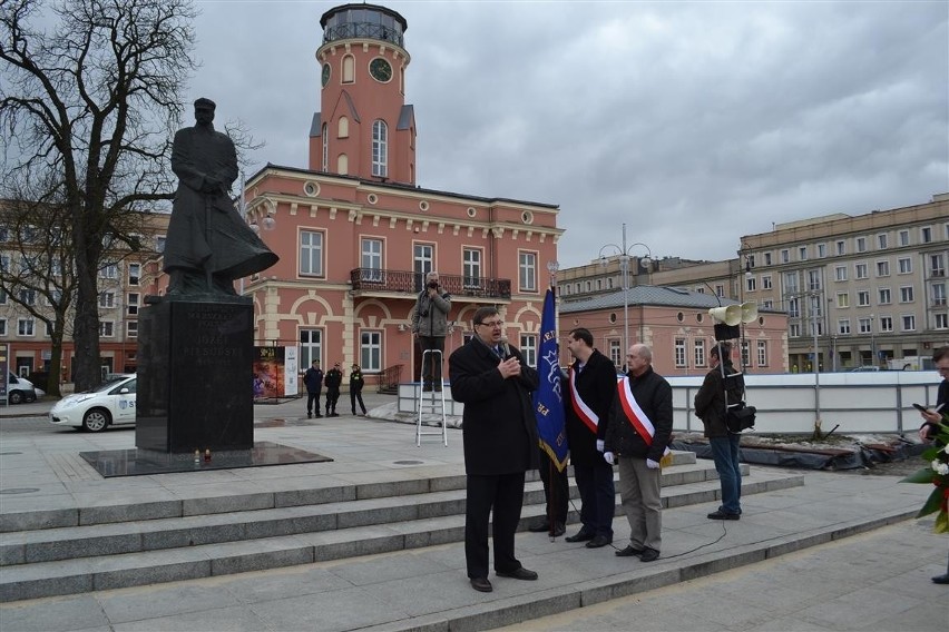 Marsz PiS-u w Częstochowie. Szli w obronie demokracji i...