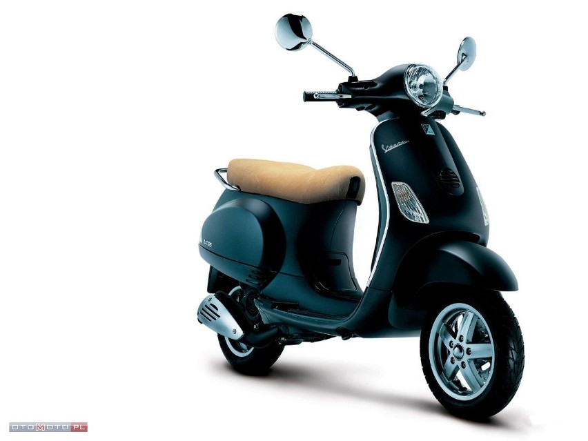 Vespa LX 125 3V i.e.
Cena - około 15 tys. zł.