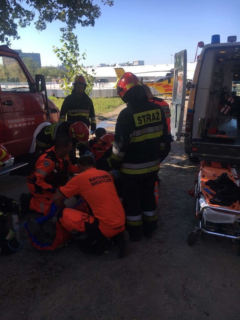 Wypadek podczas remontu hali w Zabrzu: policja zabezpiecza...