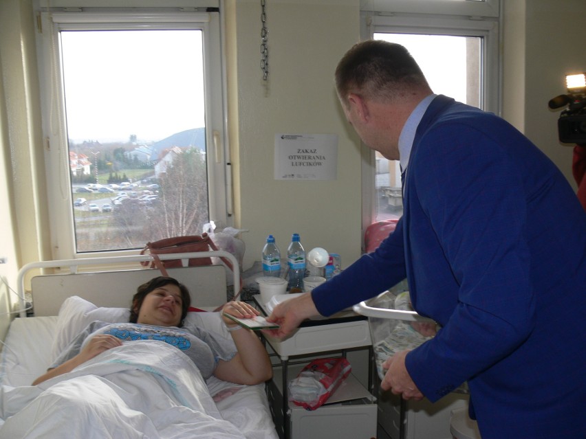 Tadeusz - pierwsze dziecko, które przyszło na świat w 2020 roku w sandomierskim szpitalu