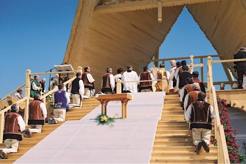 Papieska msza święta na skoczni - 6 czerwca 1997 r.