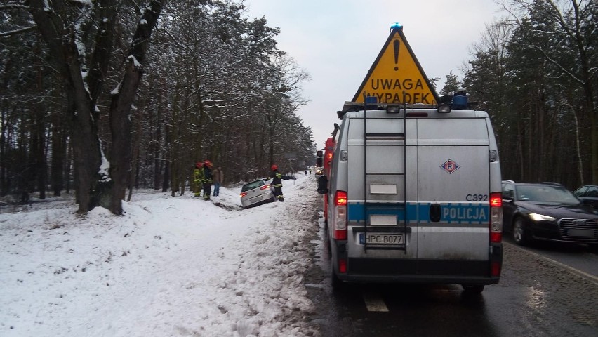 Około godz. 14:15 również przy ul. Olsztyńskiej a...