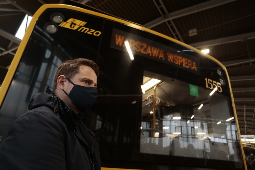 Stołeczne autobusy MZK wyposażone w butle tlenowe gotowe do...