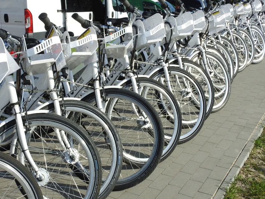 Łomża. Łomżyńska Komunikacja ŁoKeR ma dwie nowe lokalizacje. Zobacz, gdzie wypożyczysz rower