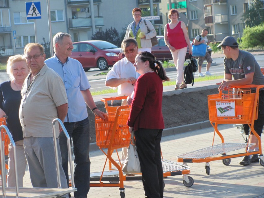 W środę otwarcie Busztynowa Park. A tak wyglądało otwarcie Galerii Bursztynowej i OBI cztery lata temu [ARCHIWALNE ZDJĘCIA]