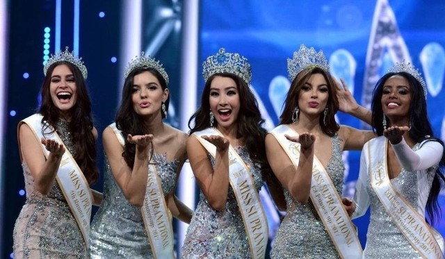 Piękne panie z całego świata, czyli konkurs Miss Supranational, żegnają się z Krynicą. W tym roku impreza odbędzie się w Katowicach. Pod Górą Parkową odbyło się pięć edycji konkursu