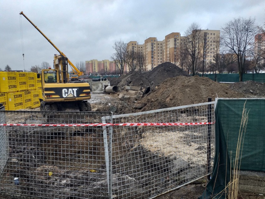 W Dąbrowie Górniczej rozpoczęła się budowa nowego Lidla....