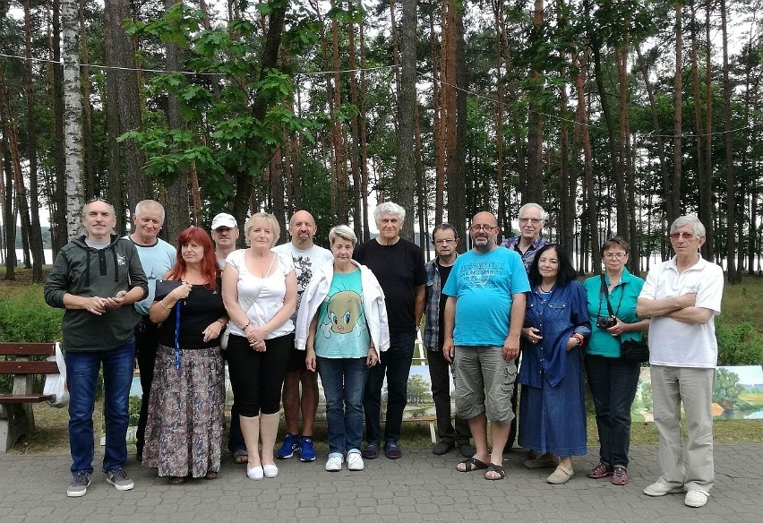 Artyści z całej Polski uczestniczyli w Plenerze Artystycznym na Sielpi