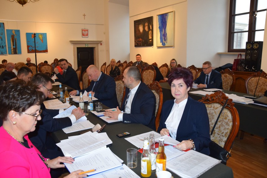 Sesja Rady Miejskiej w Szydłowcu.