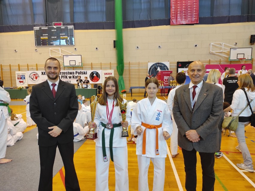 Adrianna Szczepańska z Łódzkiego Klubu Oyama Karate Neko mistrzynią Polski OYAMA PFK