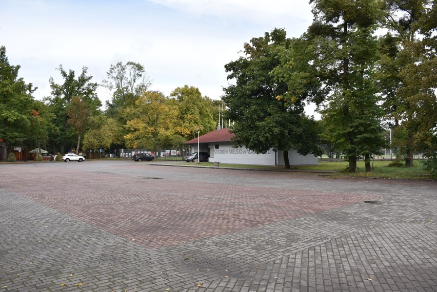 Trwa kampania wyborcza. Niszczone banery i skradziona przyczepka w Malborku