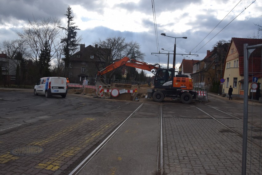 GORZÓW WIELKOPOLSKI: Zaskoczenie?! Remont ul. Kazimierza Wielkiego w Gorzowie idzie szybciej niż było w planach