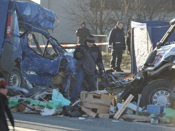 Wypadek w Woli Zambrowskiej. Czy jego przyczyną była oblodzona jezdnia?