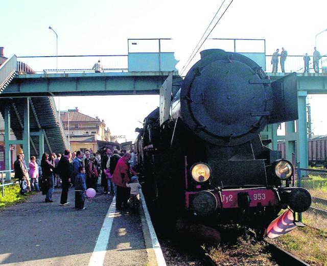 Pociągi retro mogą  na zawsze zniknąć z torów. Przestały jeździć zabytkową linią kolejową nr 104 Chabówka-Nowy Sącz