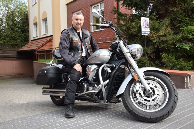 Andrzej Skrobacki z Inowrocławia, prezydent Polskiego Ruchu Motocyklowego jest dziś posiadaczem motocykla Yamaha midnight star 1300.