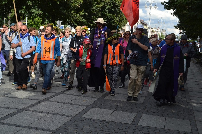 Pielgrzymka Krakowska dotarła na Jasną Górę [ZDJĘCIA]