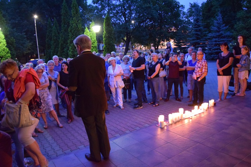 Protest przed Sądem Rejonowym w Zawierciu ZDJĘCIA