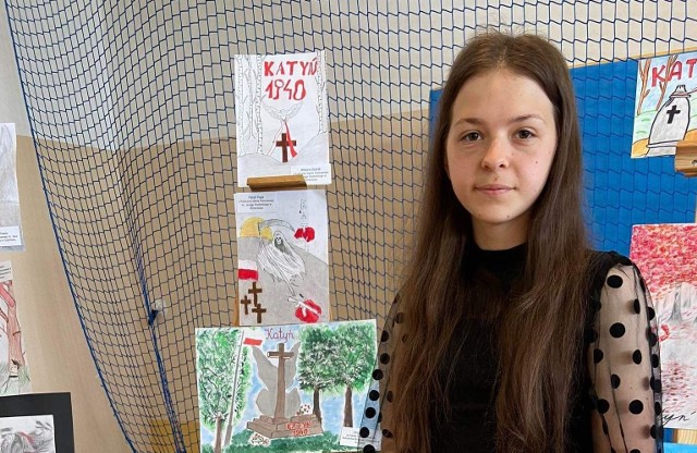 Emilia napisała wzruszający wiersz „Ofiary Katynia", stworzyła również piękną pracę plastyczną „Katyń – Pamiętajmy”.