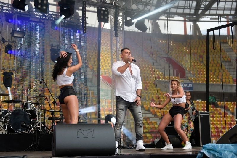 Disco Polo Ekstraklasa. Początek koncertu na stadionie (zdjęcia, wideo)