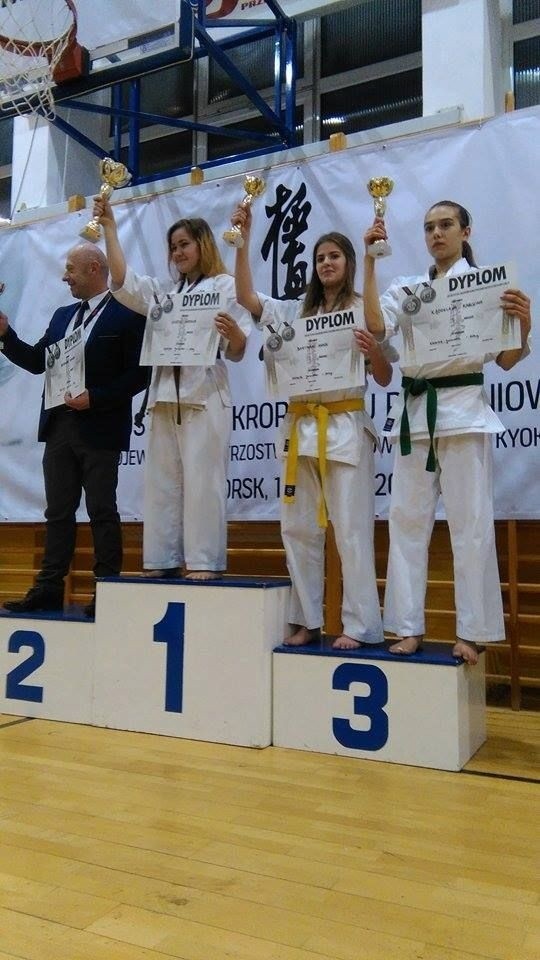 Karatecy z Krakowa i Wieliczki 18 razy stawali na podium [ZDJĘCIA]
