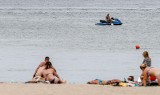 Skuter wodny bez kierowcy wjechał na plażę pełną ludzi nad Jeziorem Śniardwy