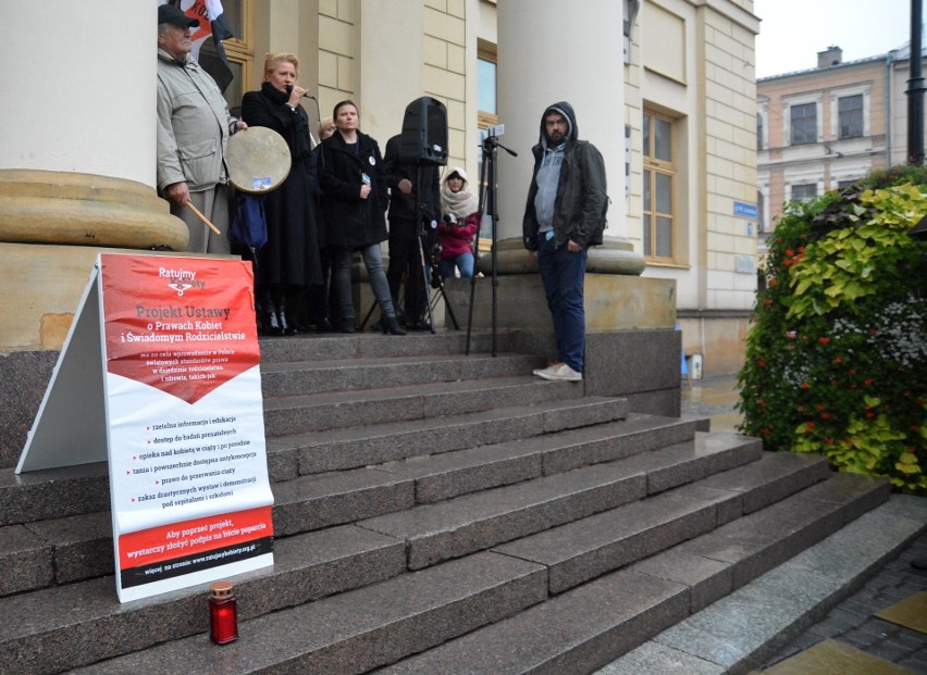 Czarny Wtorek w Lublinie. Protestowały w obronie swoich praw [ZDJĘCIA]