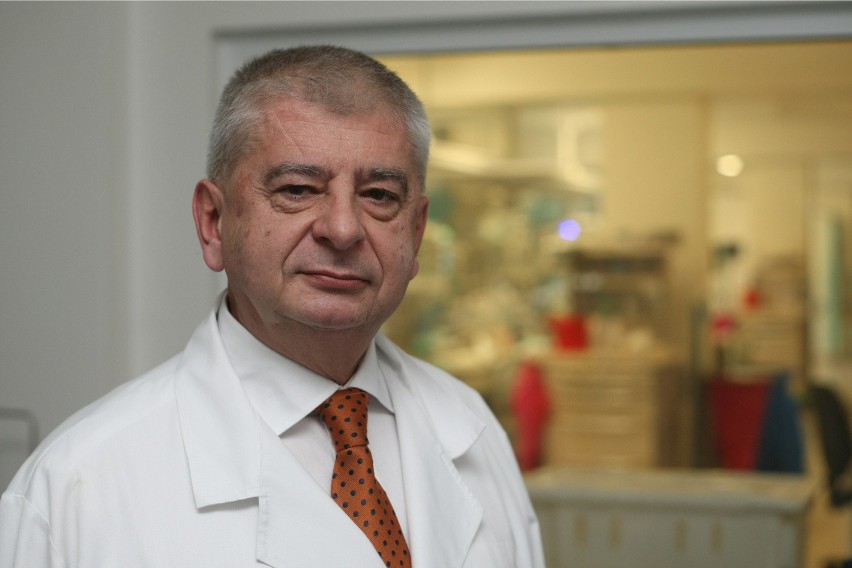 Prof. dr hab. n. med. Andrzej Mysiak, kierownik Katedry i...