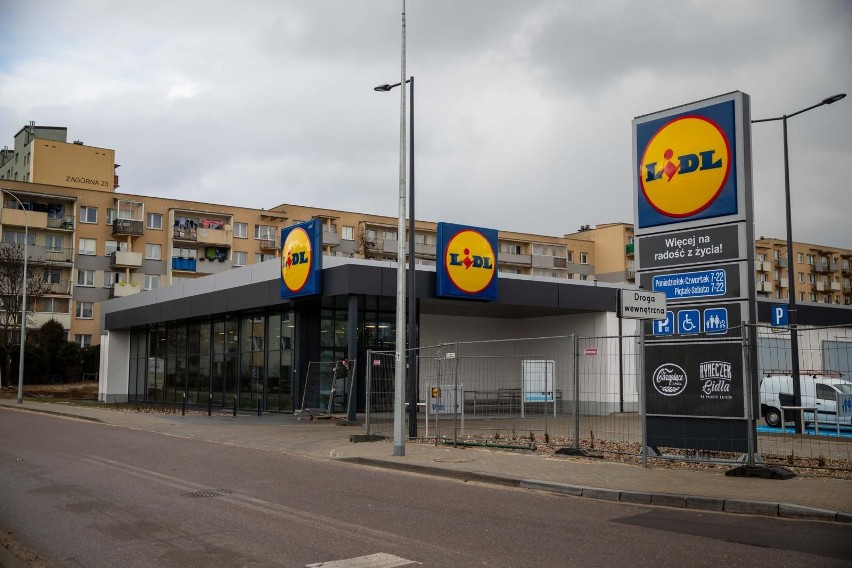 Lidl złożył skargę na prezydenta Białegostoku do rady miasta. Poszło o przyłącze instalacji sanitarnej [ZDJĘCIA]