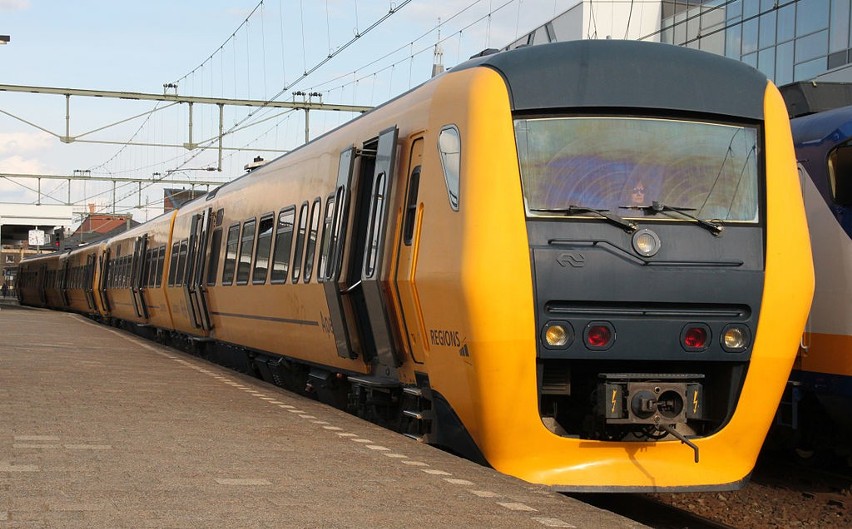 Kilkadziesiąt pociągów z Holandii trafi do Polski. Czy będą jeździć po Dolnym Śląsku?