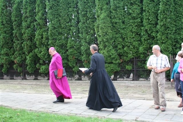 Biskup Stefanek w Szelkowie
