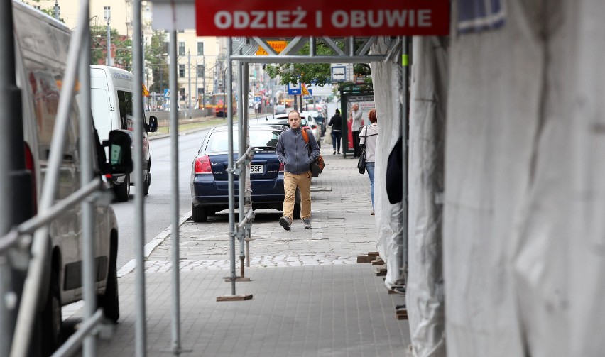 Remont chodników na Kościuszki w Łodzi. Drogowcy zakończą prace w sierpniu [ZDJĘCIA,INFOGRAFIKA]